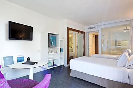 Premium King Bed