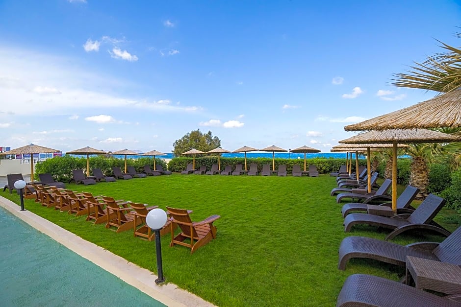 SENSEANA Sea Side Resort & Aquadventure