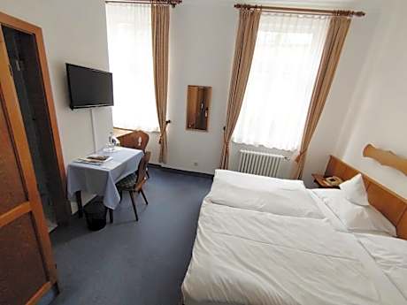Budget Single Room