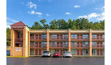 OYO Hotel Harriman near I-40