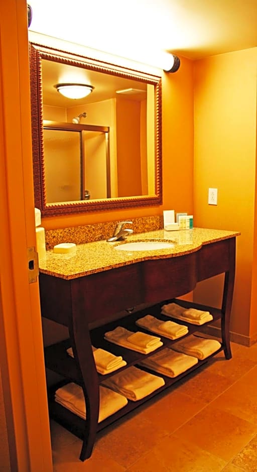 Hampton Inn and Suites Fredericksburg