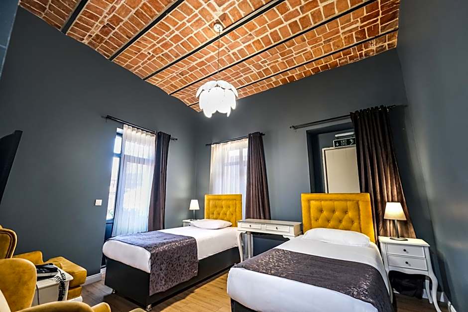 Selvese Suites, Serviced Living in Galata