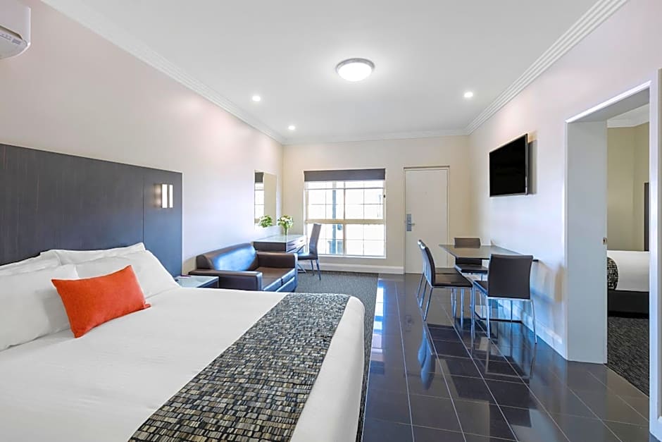 Mercure Goulburn