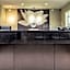La Quinta Inn & Suites by Wyndham Oshkosh