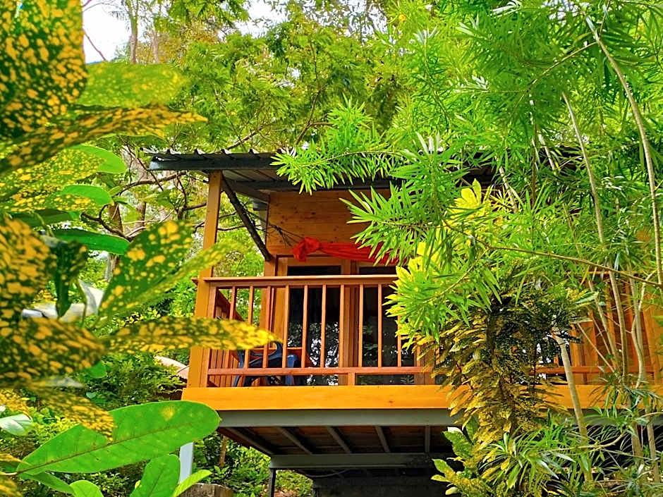 Santi Garden Bungalows