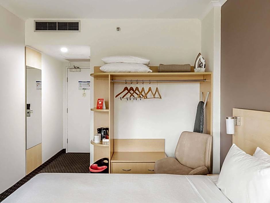 Hotel Ibis Sydney Olympic Park