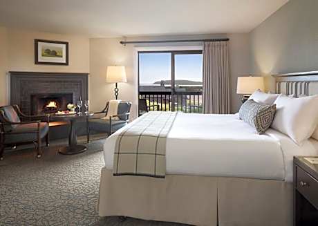 Accessible Pacific Coast Lower Room