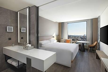 Standard King Room