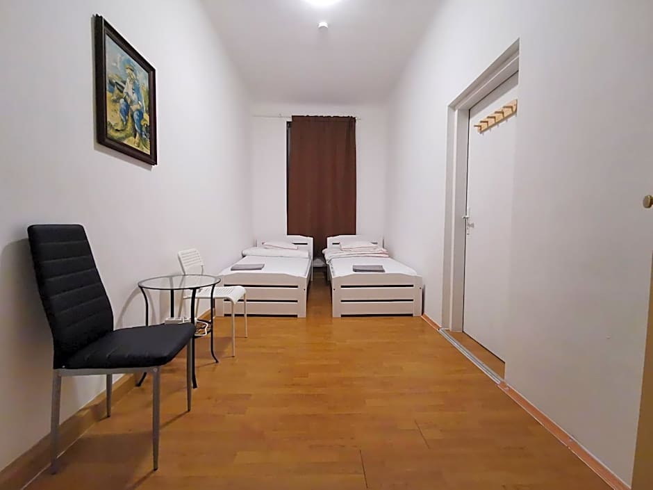 7brunnen Hostel Beds & Rooms