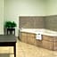 Holiday Inn Express Hotel & Suites Kansas City Sports Complex By IHG