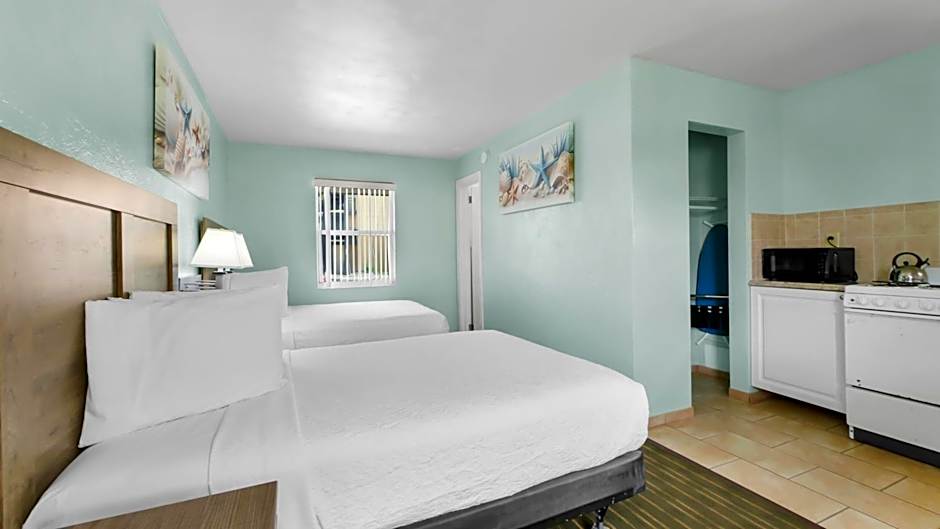 Ocean Court Beachfront Hotel