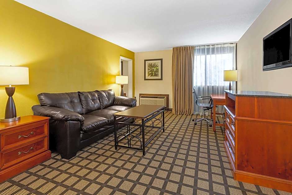 Baymont by Wyndham Queensbury/Lake George