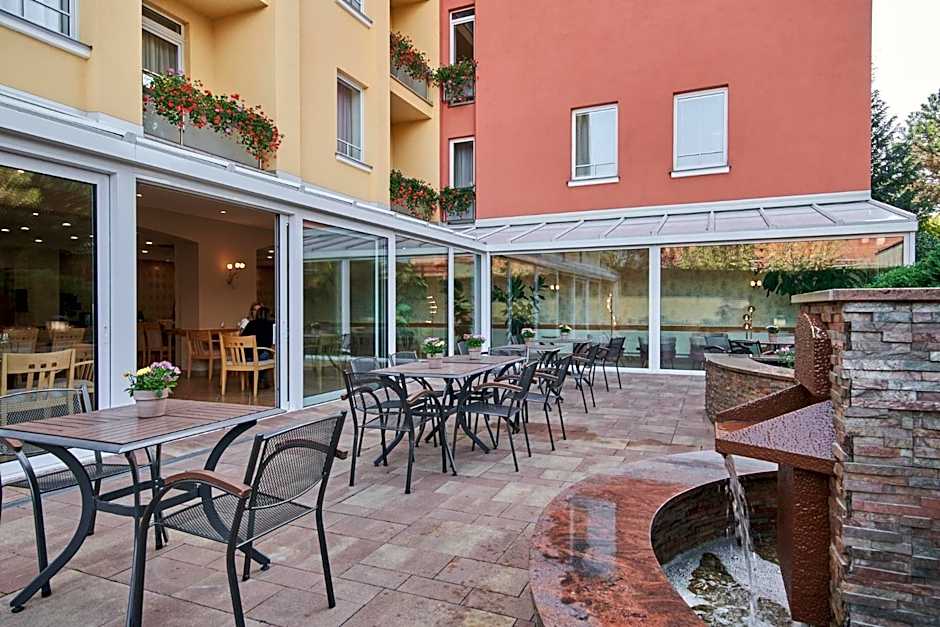 Hotel Akademie a depandance Vila Jarmila