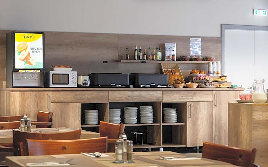 Di Verdi Imperial Hotel