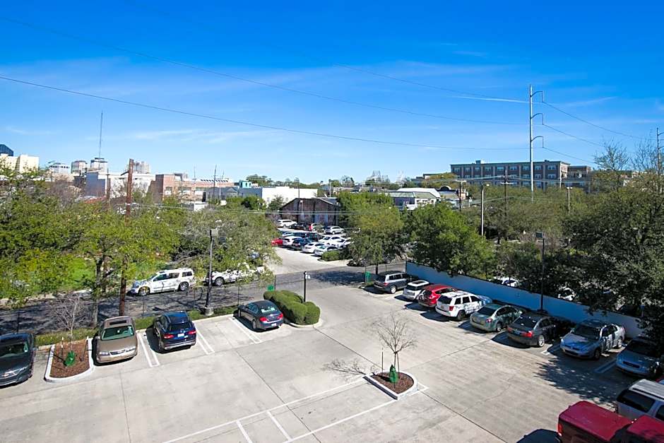 Modern, Spacious Condos with Luxury Amenities