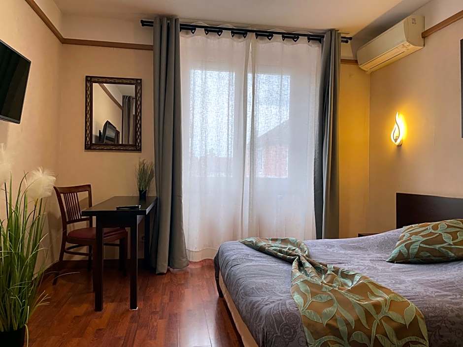 L'EMBLEME - BOUTIQUE HOTEL