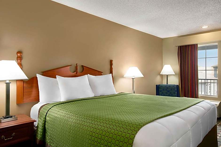 Baymont by Wyndham Warner Robins