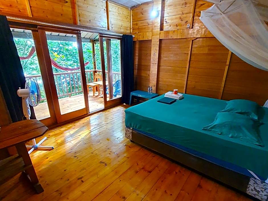 Santi Garden Bungalows