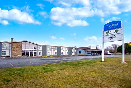 Travelodge by Wyndham Sarnia