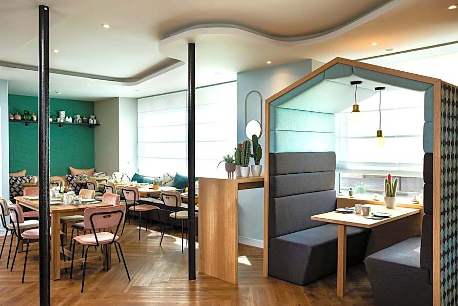 Eiffel Saint Charles