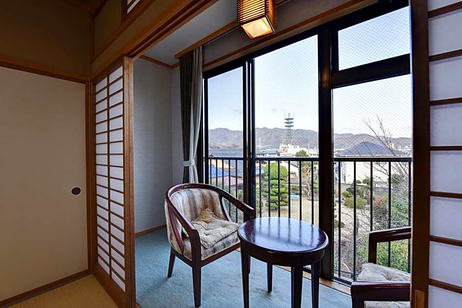 Rakusuien