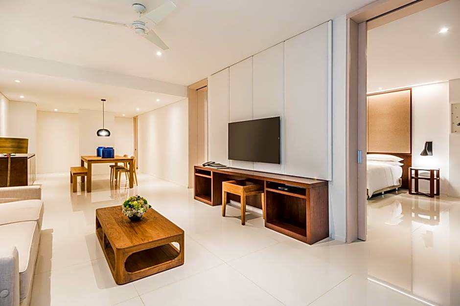 Photo 1 of 6 of Club Master Preferred Suite, Ocean View