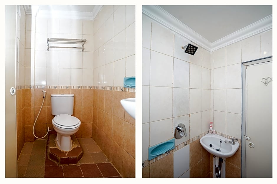 OYO 448 Hotel Central