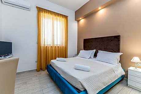 Double or Twin Room with Bathroom
