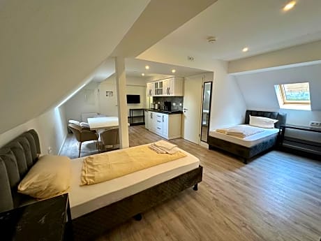 Quadruple Room with kitchen