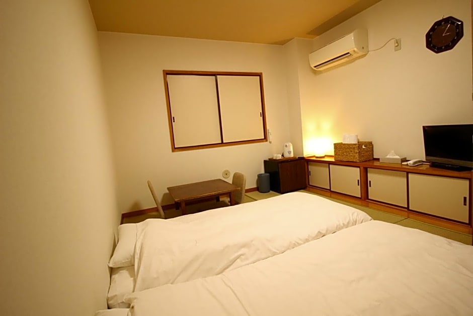 Okubo Hotel Hawaii
