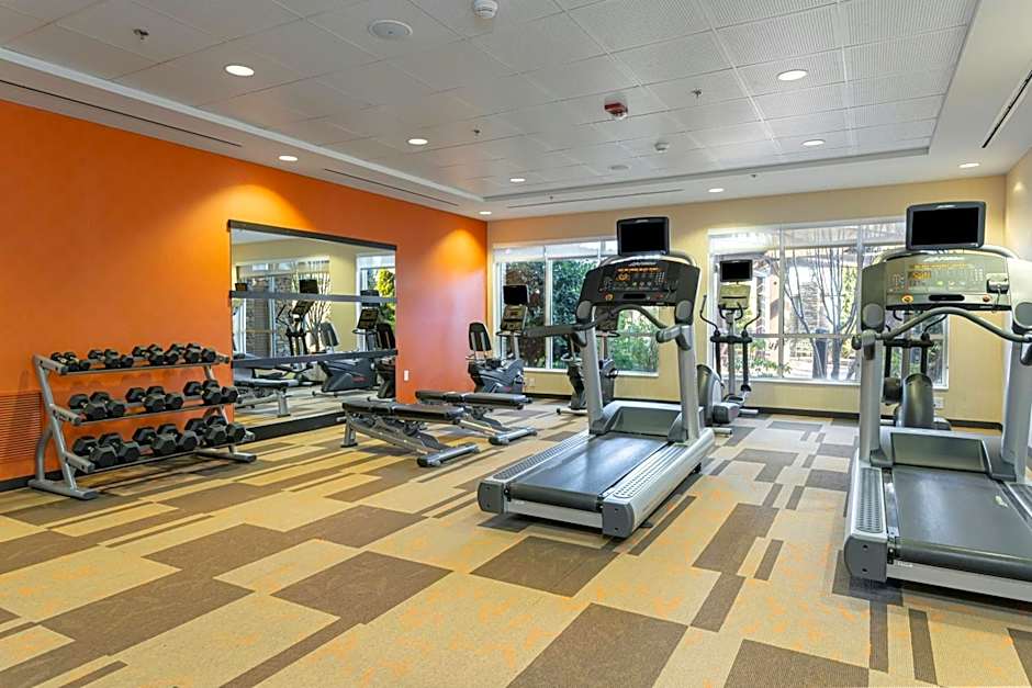 Courtyard by Marriott Asheville Airport