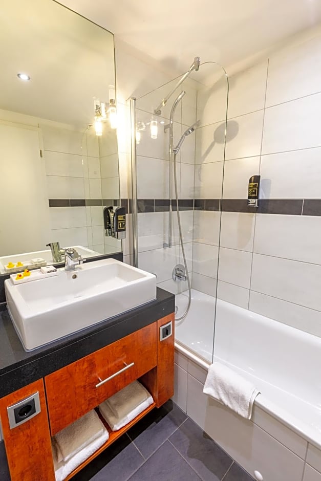 DAS WESEL - DEIN HOTEL AM RHEIN