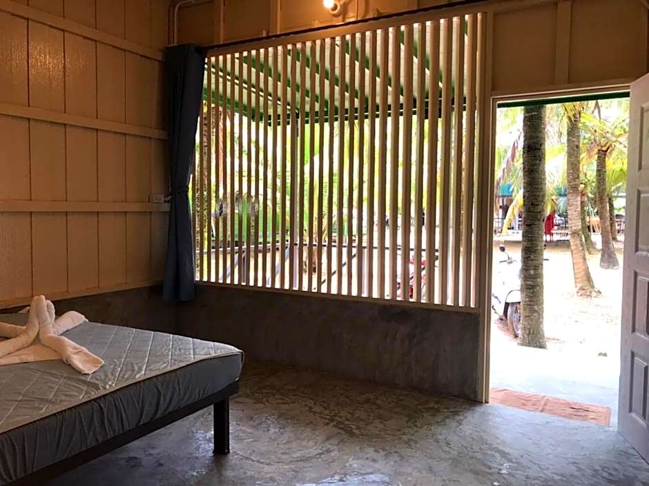 Baan Suan Coconut Ko Yao Noi