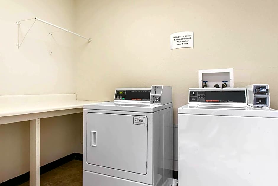 Quality Inn & Suites Anderson I-69