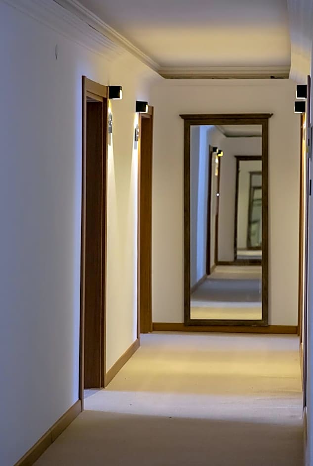 A.Emreli Suite Hotel