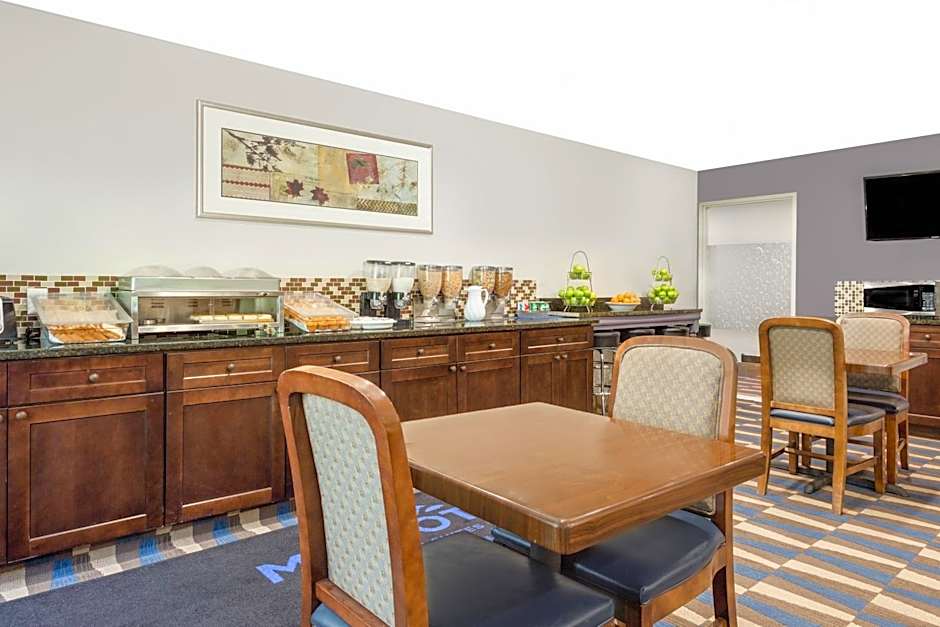 Microtel Inn & Suites By Wyndham Bremen