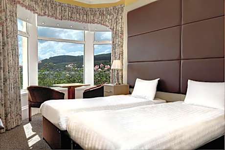 Deluxe Twin Room with Sea View