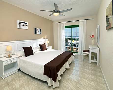 Neptuno Regency One-Bedroom