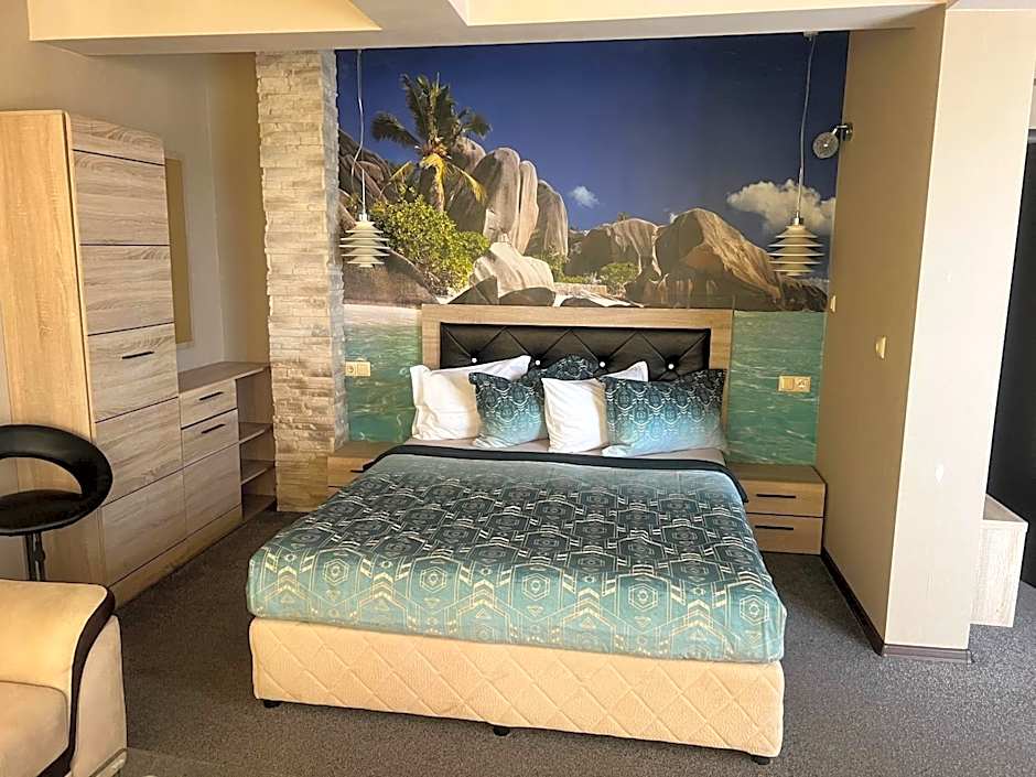 Hotel Lazur