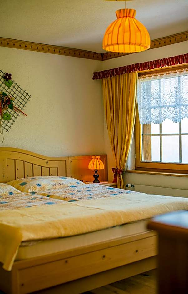 Alpenhotel zur Wildi Lauchernalp