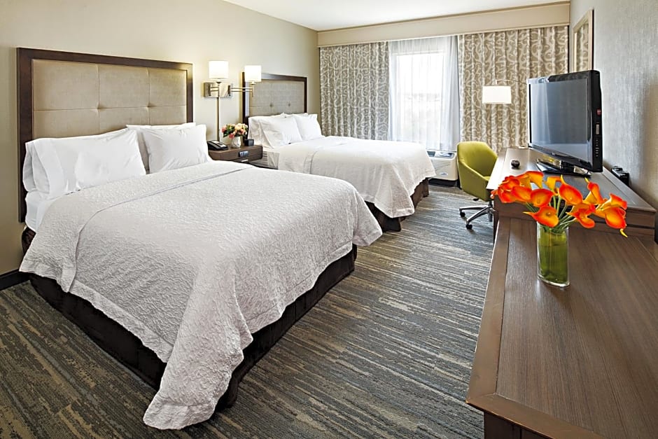 Hampton Inn & Suites Palm Desert