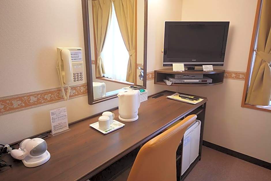 Life Inn Katsuta Station West