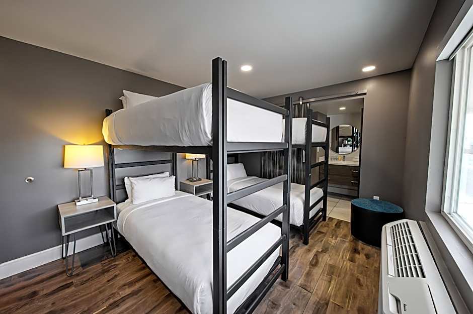 Photo 1 of 4 of Bunk Bed
