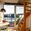Houseboat studio with canalview and free bikes