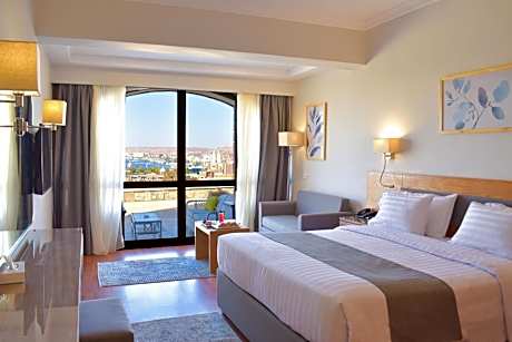 Suite with River View