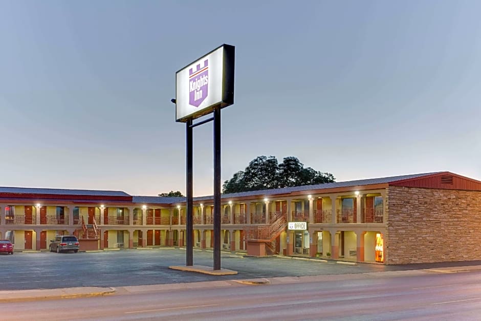 Knights Inn - San Angelo, TX