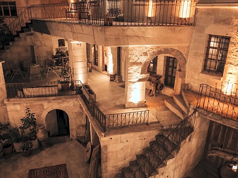 Cappadocia Eagle Cave Inn
