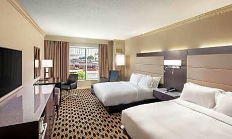 Queen Room with Two Queen Beds and Bath Tub - Mobility and Hearing Access