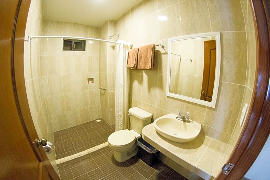 HOTEL RICARLO