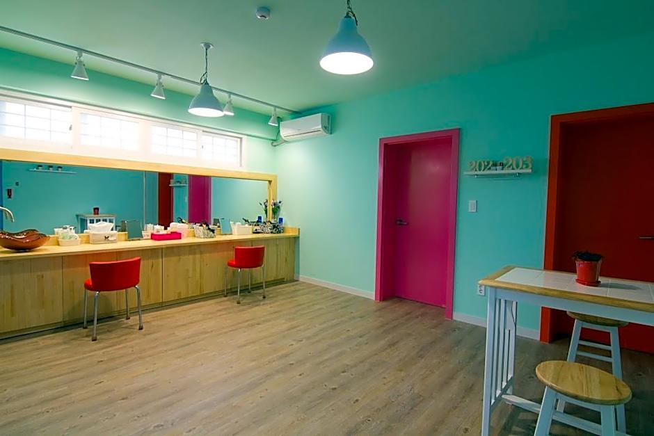 Sum Guest House Jeju Airport - Hostel